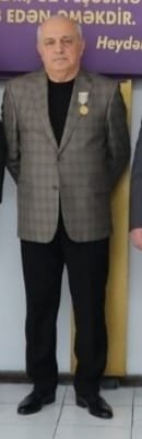 KOLLEKTİVİN ÇOX İSTƏDİYİ JURNALİST