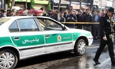 Tehranda bir neçə polis “Kalaşnikov”la öldürüldü