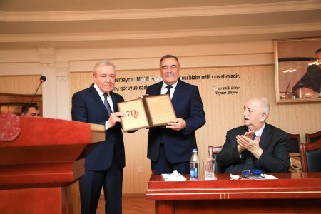 AMEA-nın müxbir üzvü, professor İbrahim Cəfərovun 70 illik yubileyi keçirilib