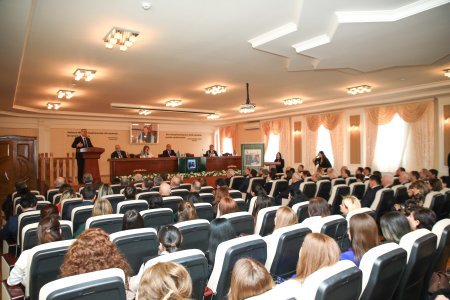 AMEA-nın müxbir üzvü, professor İbrahim Cəfərovun 70 illik yubileyi keçirilib