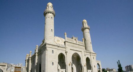 Azərbaycanda 17 məscidə imam axtarılır