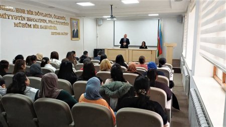 Milli Məclisin deputatı Azər Allahverənov Kürdəxanı qəsəbəsində sakinlərlə görüşüb