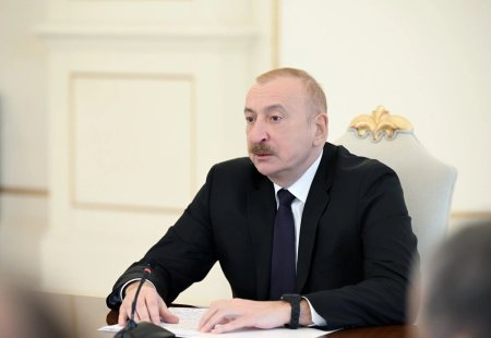 “Məktəblərdə tədris proqramına dəyişikliklər edilməlidir” - İlham Əliyev