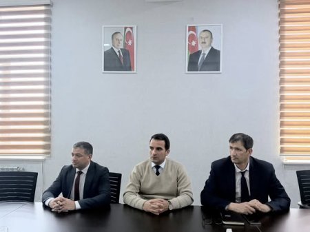 Mərkəzi Aran Regional Təhsil İdarəsinin müdir müavini Cavad Cavadov və idarənin əməkdaşlarının iştirakı ilə görüş keçirilmişdir