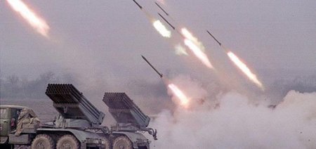 İran ABŞ-ın bu ölkədəki bazasını vurdu: Yanır