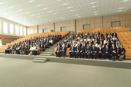 Ağdam şəhər 1 nömrəli tam orta məktəbdə 8 Mart – Beynəlxalq Qadınlar Günü münasibətilə tədbir keçirilib
