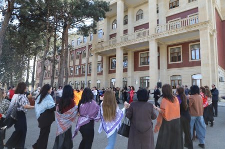 Bitki Mühafizə və Texniki Bitkilər Elmi-Tədqiqat İnstitutunda əməkdaşlar üçün Novruz şənliyi keçirilib