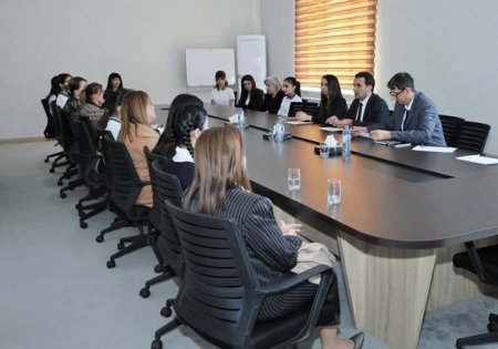 “Ən yaxşı təqdimat” müsabiqəsinin finalçıları ilə görüş