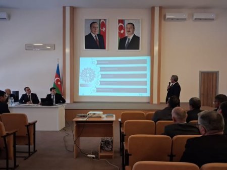 Şamaxı rayonunda məktəb direktorları ilə görüş keçirilib