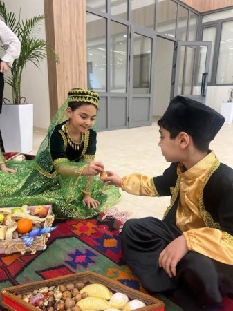 Qarabağ Regional Təhsil İdarəsinin tabeliyində fəaliyyət göstərən təhsil müəssisələrində Novruz bayramı ilə əlaqədar silsilə tədbirlər keçirilib
