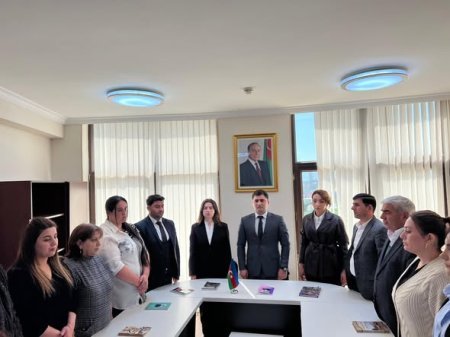 Aprel Şəhidlərinin xatirəsinin əbədiləşdirilməsi məqsədilə ucaldılmış abidə ziyarət olunub