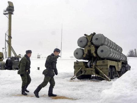 Rusiyanın üzərində 30-dan çox Ukrayna dronu...