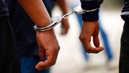 Türkiyədə məktəblərə hücumlarla bağlı kütləvi həbslər