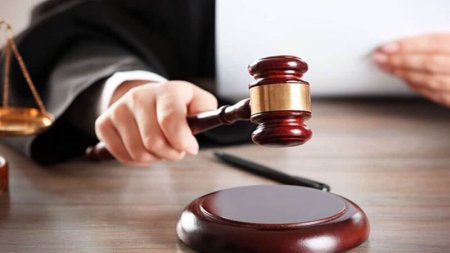 Bakıda ərini öldürən qadına və onun sevgilisinə hökm oxundu