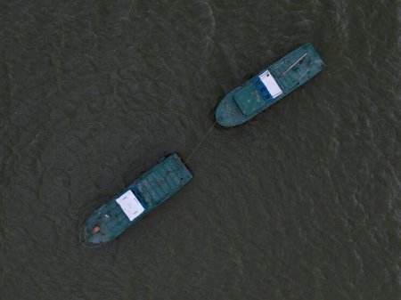 ABŞ İranın daha 3 tankerini saxladı: Neft böhranı dərinləşir