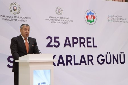 Naxçıvan Sarayında Sahibkarlar Gününə həsr olunmuş tədbir keçirilib