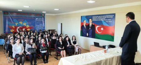 Gəncə-Daşkəsən Regional Təhsil İdarəsinin təşkilatçılığı ilə təhsilverənlərin sertifikatlaşdırılması prosesi ilə bağlı maarifləndirici görüşlərə başlanılıb