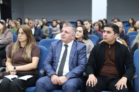 Rəqəmsal bacarıqlar” layihəsi üzrə tədris aparan müəllimlərlə görüş keçirilib