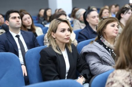 Rəqəmsal bacarıqlar” layihəsi üzrə tədris aparan müəllimlərlə görüş keçirilib