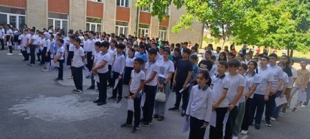 Bu gün ölkə üzrə bütün dövlət ümumi təhsil müəssisələrinin VI siniflərində monitorinq keçirilib