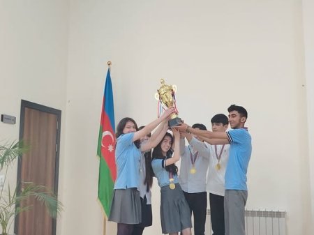 “Şəhərsalma və Memarlıq İli”nə həsr olunmuş intellektual məktəb çempionatının Qarabağ Regional Təhsil İdarəsi üzrə zona mərhələsi keçirilib