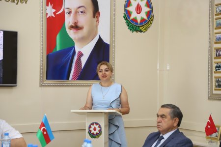 BİTKİ MÜHAFİZƏ VƏ TEXNİKİ BİTKİLƏR ELMİ-TƏDQİQAT İNSTİTUTUNDA 26 İYUN – SİLAHLI QÜVVƏLƏR GÜNÜNƏ HƏSR OLUNMUŞ TƏNTƏNƏLİ TƏDBİR KEÇİRİLİB