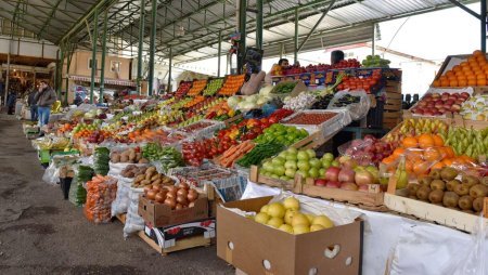 "Suraxanı bazarı" sökülür