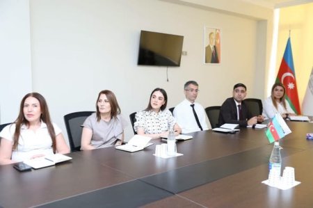  İnzibati təşkilat sektorunda yarımillik nəticələr müzakirə olunub