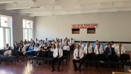 Ağsu rayonu üzrə ümumi təhsil müəssisələrinin direktorlarının hesabat dinləmələri keçirilib