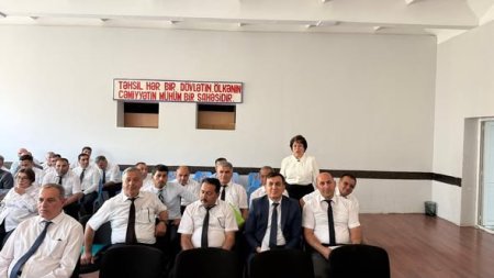 Ağsu rayonu üzrə ümumi təhsil müəssisələrinin direktorlarının hesabat dinləmələri keçirilib