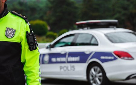 Yol polisindən uşaqlarla bağlı müraciət