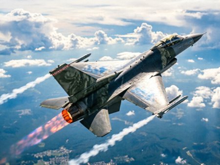 Rusiya-Ukrayna müharibəsi bu ölkəyə sıçradı: F-16-lar havaya qaldırıldı