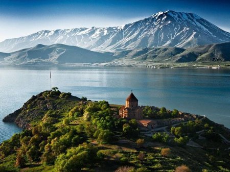 Ermənistan susuz qala bilər: Azərbaycanın tarixi gölü quruyur