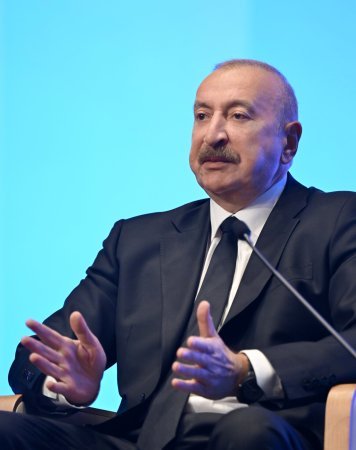 Azərbaycan Prezidenti: Biz çox etibarlı elektrik enerji təchizatçısı olmaq istəyirik