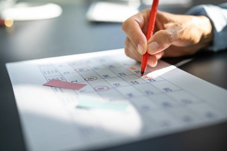 Azərbaycanda istirahət günləri dəyişdirilə bilər - Hansı sahələrə aiddir?