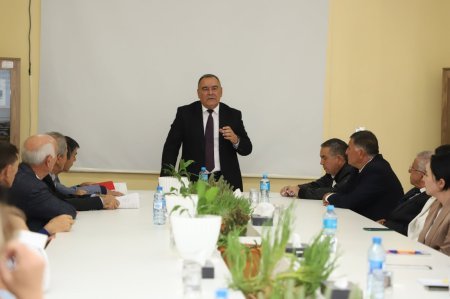 Bitki Mühafizə və Texniki Bitkilər ETİ-də Dövlət Proqramından irəli gələn  vəzifələr müzakirə olunub