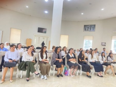 Ağsu rayonunda gənc və yeni işə qəbul olunmuş müəllimlərlə görüş keçirilib