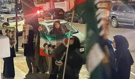 Səfirliyimiz önündə iranpərəstlər təxribata cəhd etdilər